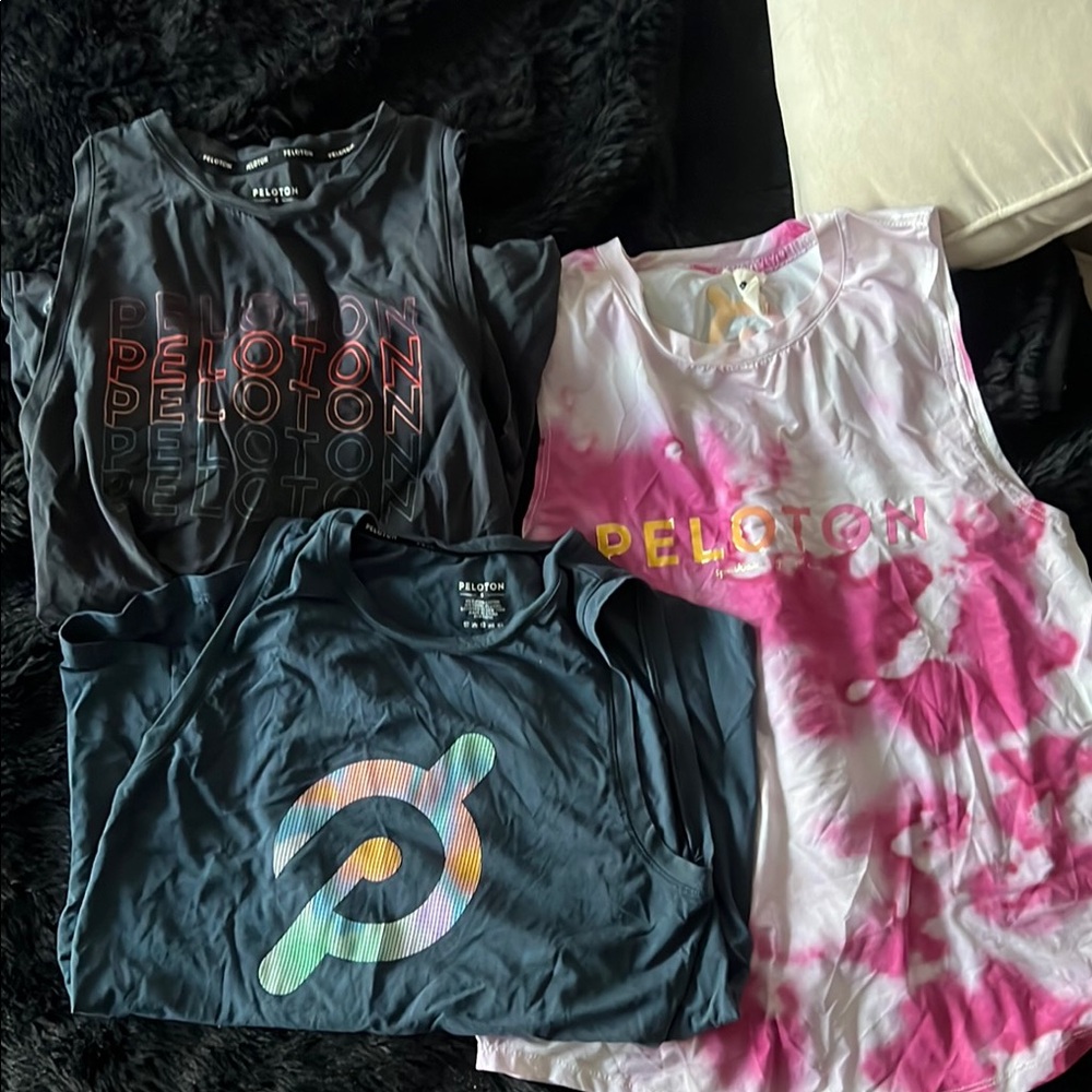 Peloton lot of 3 workout tops all size small barely worn